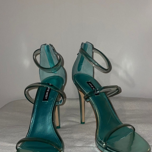 NEW Nine West Green Heels for Women SIZE 8.5 - Picture 11 of 11